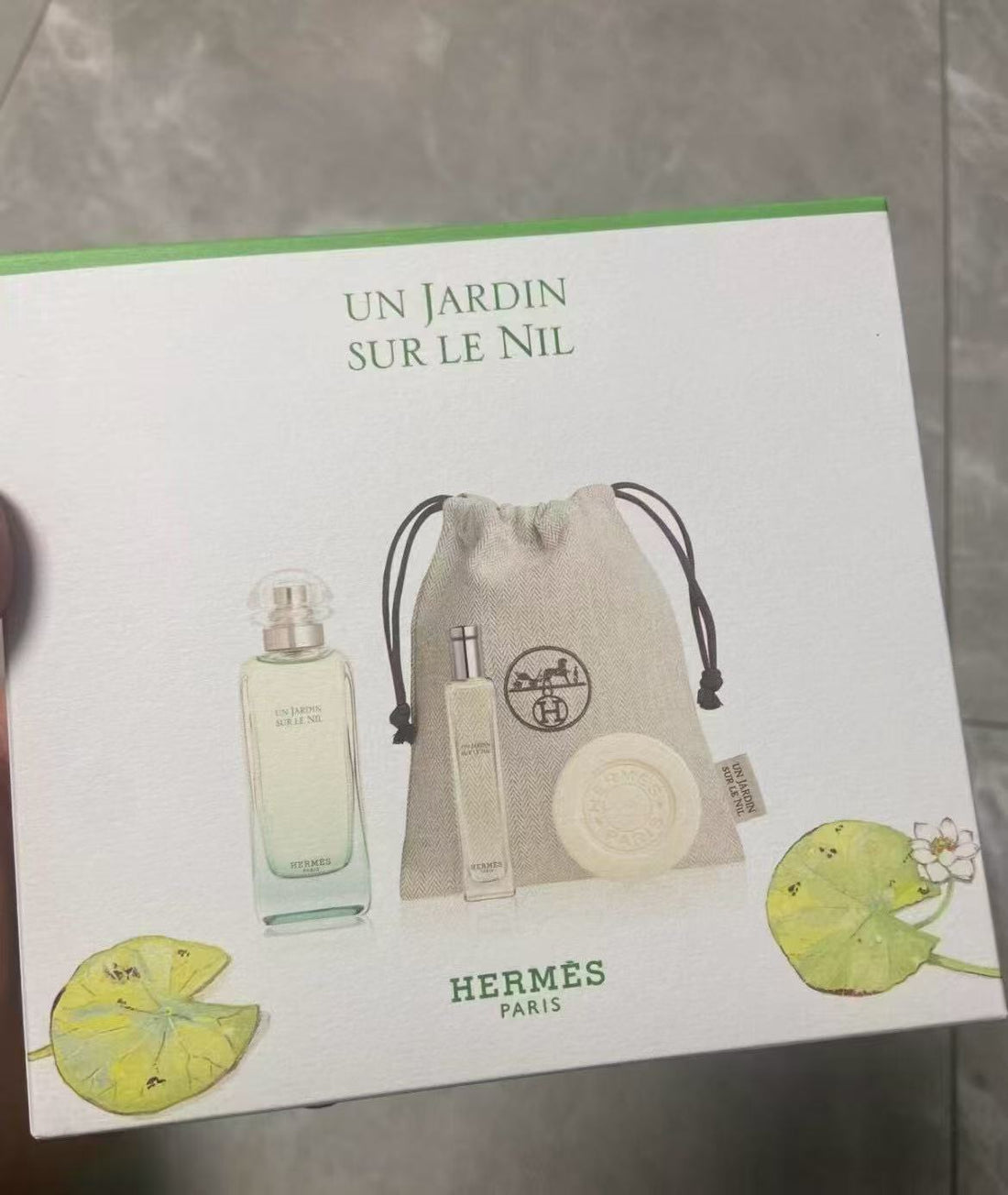 Hermes Un Jardin sur le Nil Eau de toilette gift set 100ml+15ml+50g