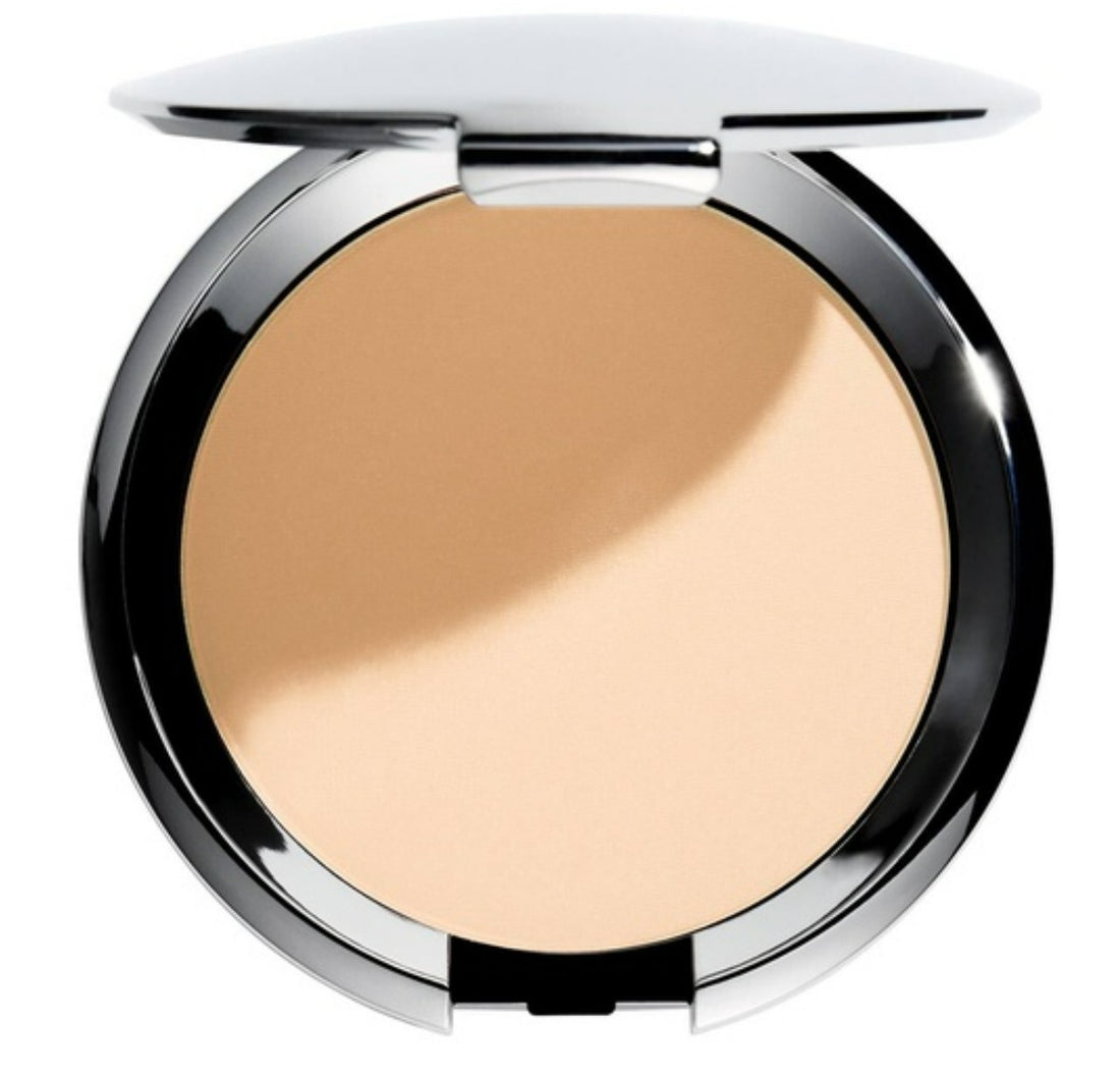 Chantecaille Compact Makeup Powder Foundation 